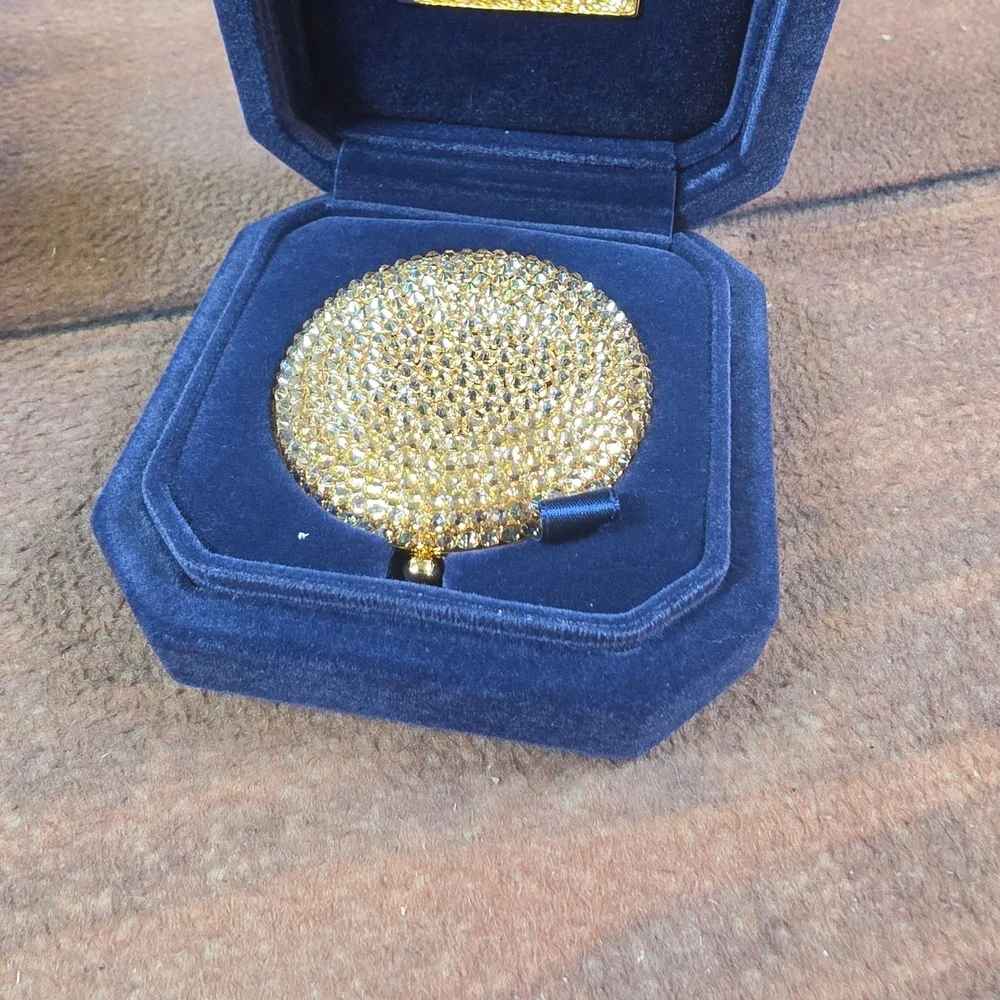 Estee Lauder Sparkling Pave Compact Women OS Gold Good Lucidity Crystal Limited